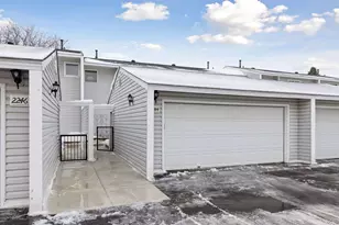 2244 Tower Ct, Woodbury, MN 55125 - Photo 43