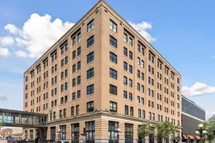 406 Wacouta St, Saint Paul, MN 55101 - Photo 1