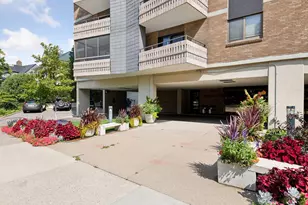 410 Groveland Ave, Minneapolis, MN 55403 - Photo 31