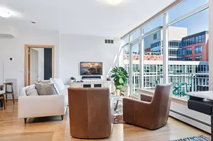 215 10th Ave S, Minneapolis, MN 55415 - Photo 13