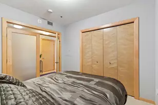 215 10th Ave S, Minneapolis, MN 55415 - Photo 31