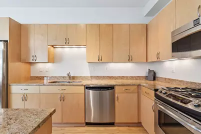 215 10th Avenue S #731, Minneapolis, MN 55415 - Photo 7