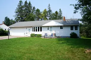 43 E Niagara St, Duluth, MN 55811 - Photo 1