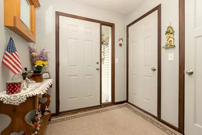 1106 Mulberry Avenue NE, Montgomery, MN 56069 - Photo 3