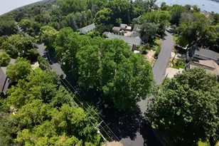 1150 La Salle St, Wayzata, MN 55391 - Photo 27