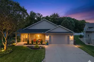 255 Golden Bear Ln, Zumbrota, MN 55992 - Photo 1