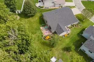 255 Golden Bear Ln, Zumbrota, MN 55992 - Photo 37