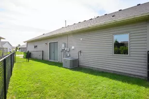 255 Golden Bear Ln, Zumbrota, MN 55992 - Photo 41
