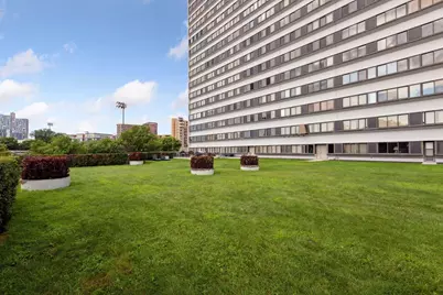 1920 S 1st Street #1302, Minneapolis, MN 55454 - Photo 37