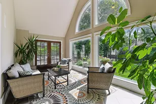 5470 Carrie Ln, Shorewood, MN 55331 - Photo 3