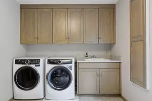 5470 Carrie Ln, Shorewood, MN 55331 - Photo 19