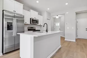 23185 Creekview Ct, Rogers, MN 55374 - Photo 9