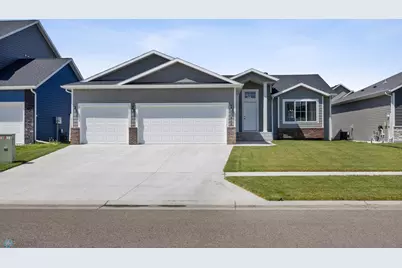 7315 27th Street S, Fargo, ND 58104 - Photo 1