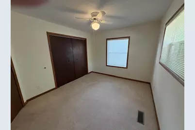 6281 Whispering Oaks Drive, Eden Prairie, MN 55346 - Photo 23