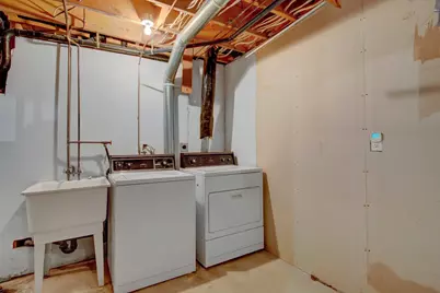 6281 Whispering Oaks Drive, Eden Prairie, MN 55346 - Photo 31