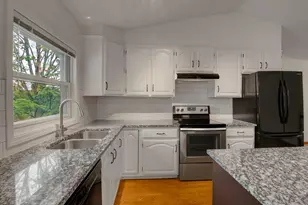 6281 Whispering Oaks Dr, Eden Prairie, MN 55346 - Photo 15