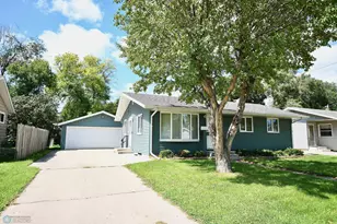 1121 15 1/2 Street N, Moorhead, MN 56560 - Photo 3