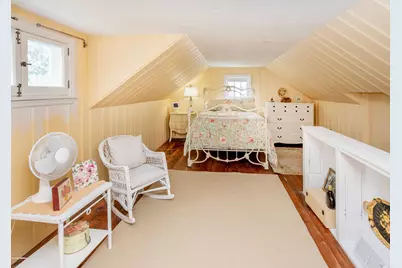 334 9th Avenue N, Hopkins, MN 55343 - Photo 1