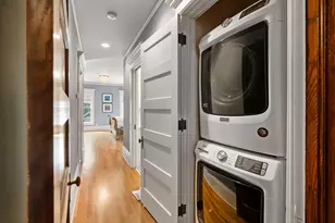 884 Lincoln Ave, Saint Paul, MN 55105 - Photo 29