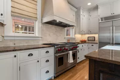 884 Lincoln Avenue, Saint Paul, MN 55105 - Photo 15