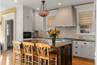 884 Lincoln Avenue, Saint Paul, MN 55105 - Photo 21