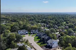 11184 Johnson Ridge, Eden Prairie, MN 55347 - Photo 3