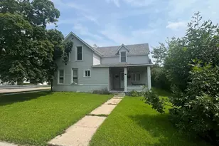 401 Jefferson St, Alexandria, MN 56308 - Photo 1