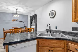 315 Roosevelt St S, Cambridge, MN 55008 - Photo 9