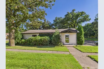 810 Henry Avenue, Alexandria, MN 56308 - Photo 1