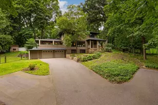 243 Bushaway Rd, Wayzata, MN 55391 - Photo 1