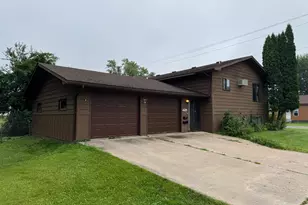 421 5th St NW, Aitkin, MN 56431 - Photo 1
