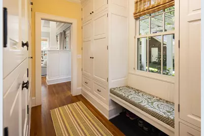 2400 W Lake Of The Isles Parkway, Minneapolis, MN 55405 - Photo 25