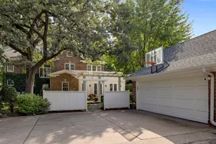 2400 W Lake of the Isles Pkwy, Minneapolis, MN 55405 - Photo 59