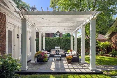 2400 W Lake Of The Isles Parkway, Minneapolis, MN 55405 - Photo 23