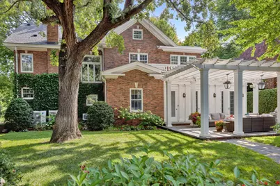 2400 W Lake Of The Isles Parkway, Minneapolis, MN 55405 - Photo 3