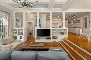 2400 W Lake of the Isles Pkwy, Minneapolis, MN 55405 - Photo 27