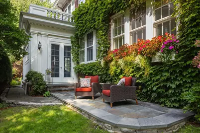 2400 W Lake Of The Isles Parkway, Minneapolis, MN 55405 - Photo 17