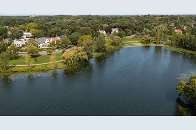 2400 W Lake Of The Isles Parkway, Minneapolis, MN 55405 - Photo 57