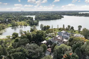 2400 W Lake of the Isles Pkwy, Minneapolis, MN 55405 - Photo 63