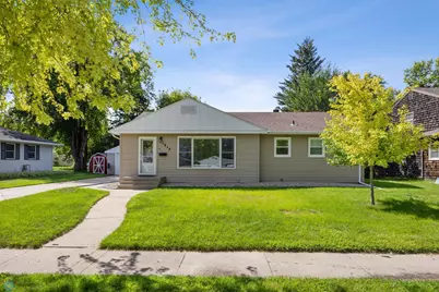 1615 13th Street S, Moorhead, MN 56560 - Photo 1