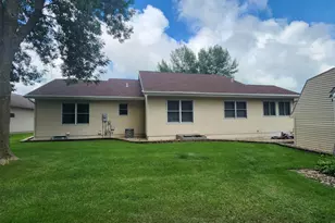 1626 Keystone Dr, Albert Lea, MN 56007 - Photo 3