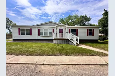 517 Locust Avenue, Marshall, MN 56258 - Photo 1