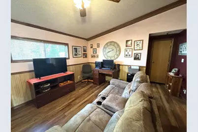 517 Locust Avenue, Marshall, MN 56258 - Photo 23