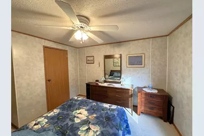 517 Locust Avenue, Marshall, MN 56258 - Photo 27