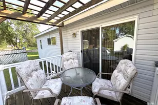 517 Locust Ave, Marshall, MN 56258 - Photo 9