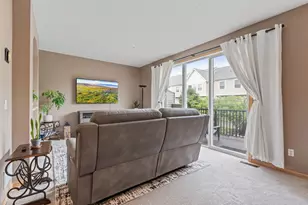 7509 Parkridge Way, Savage, MN 55378 - Photo 5