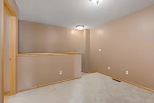 7509 Parkridge Way, Savage, MN 55378 - Photo 17