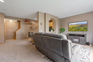 7509 Parkridge Way, Savage, MN 55378 - Photo 7