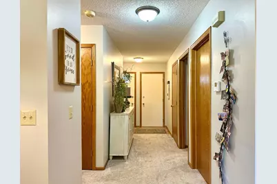 1015 Pershing Boulevard, Worthington, MN 56187 - Photo 21