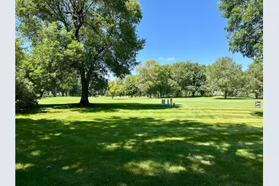 1015 Pershing Boulevard, Worthington, MN 56187 - Photo 11